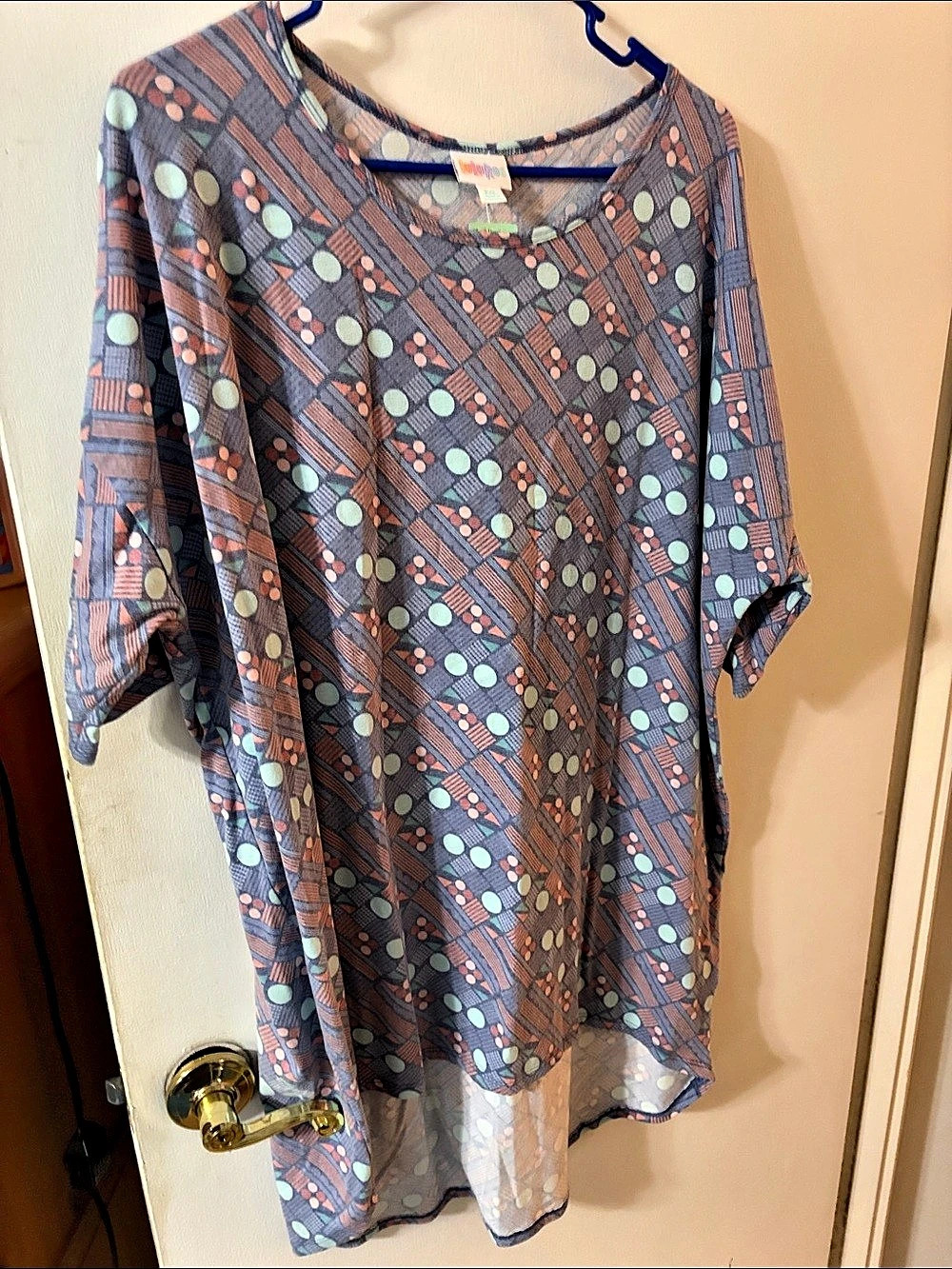 LuLaRoe Randy Tee Geometric Blue & Pink